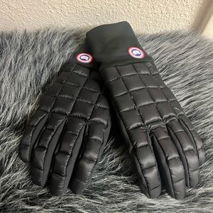 Canada goose gloves